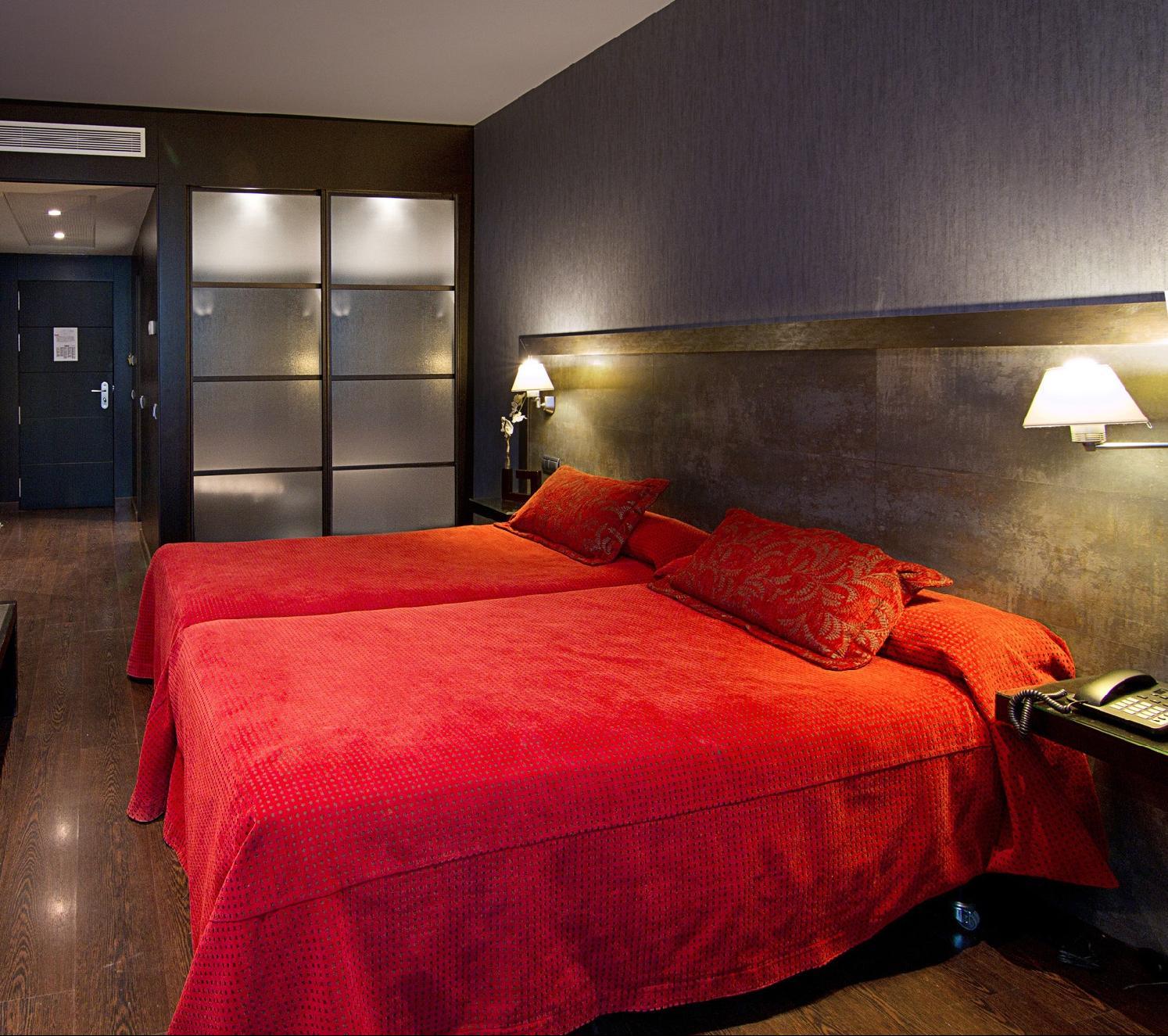 Iberik Santo Domingo Plaza Hotel Oviedo Bagian luar foto